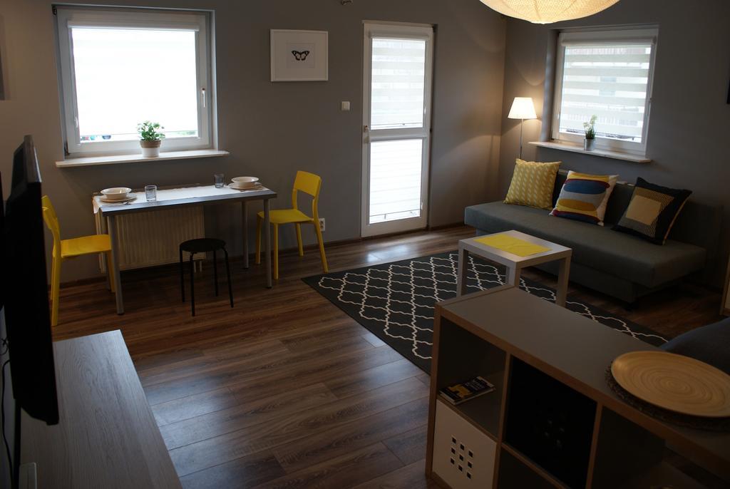 Friendly Apartments - Krasków Eksteriør bilde